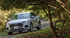 Audi 大阪中央 Audi 大阪中央 認定中古車コーナー Audi Japan Sales