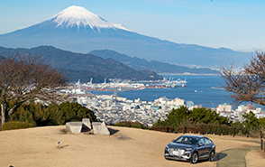 おすすめモデルで巡る四季を感じるドライビングツアー