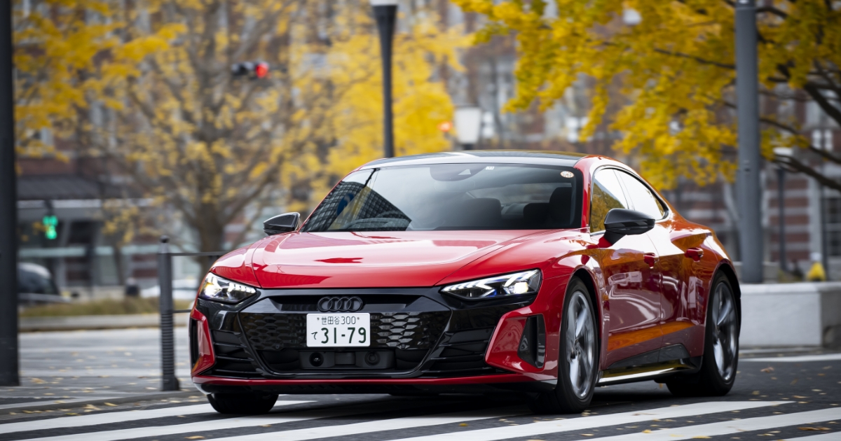 アート・デザイン・音楽 Audi e-tron GT Grand Touring in Japan アウディ、Audi e-tron GT大型インスタレーションアート展示